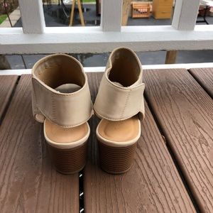 Short open toed heels